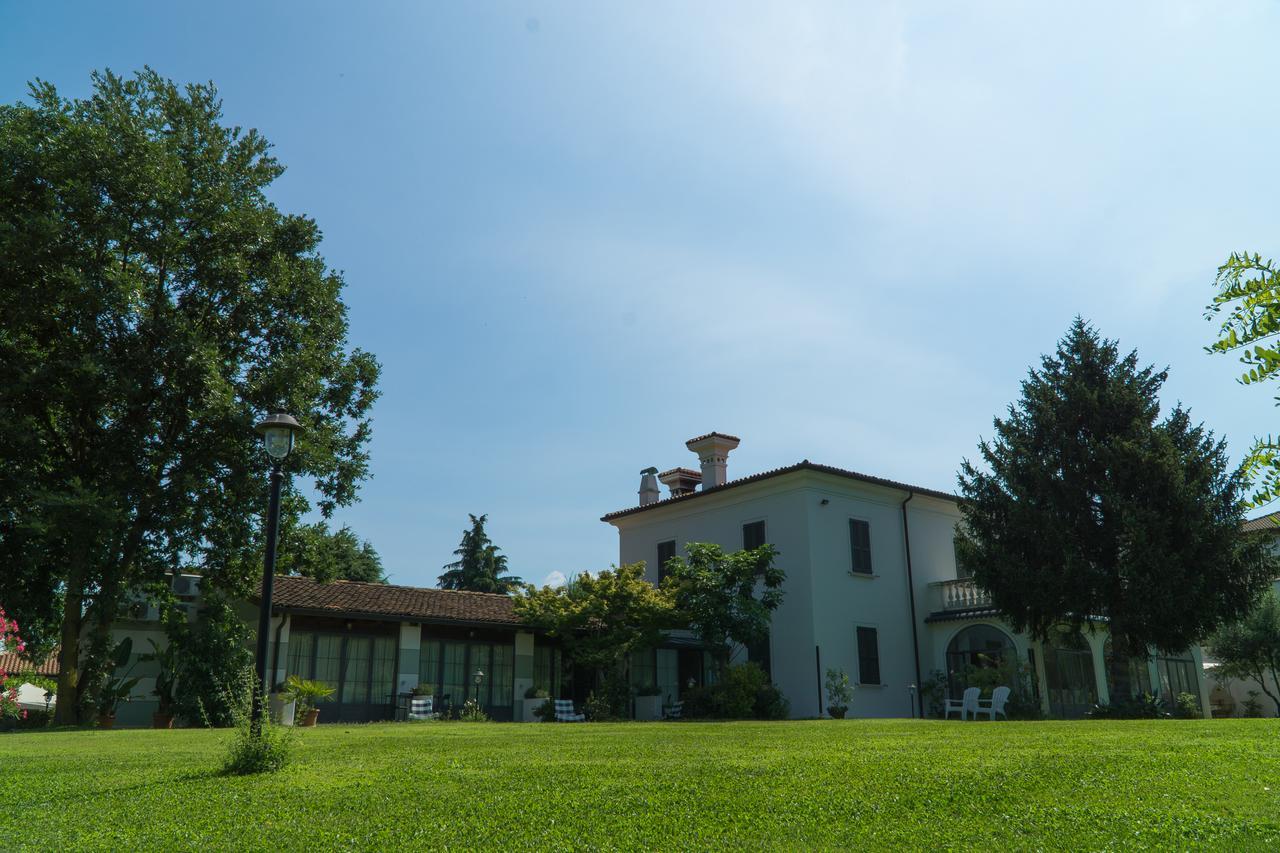 Villa Franca In Franciacorta Passirano Exterior photo